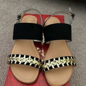 Carlos by Carlos Santana Black Sandals with gold weave details. Size 6M.